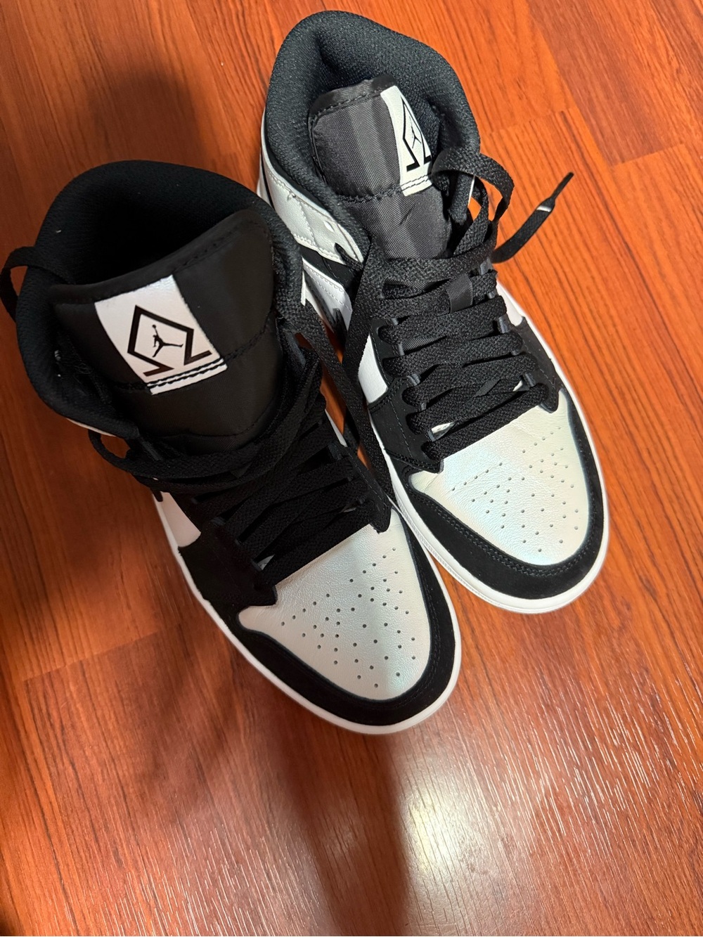 Nike High-Top Sneakers - Black & Light Gray